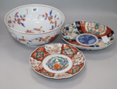 An Imari dish, plate, Japanese bowl Bowl 25cm diam