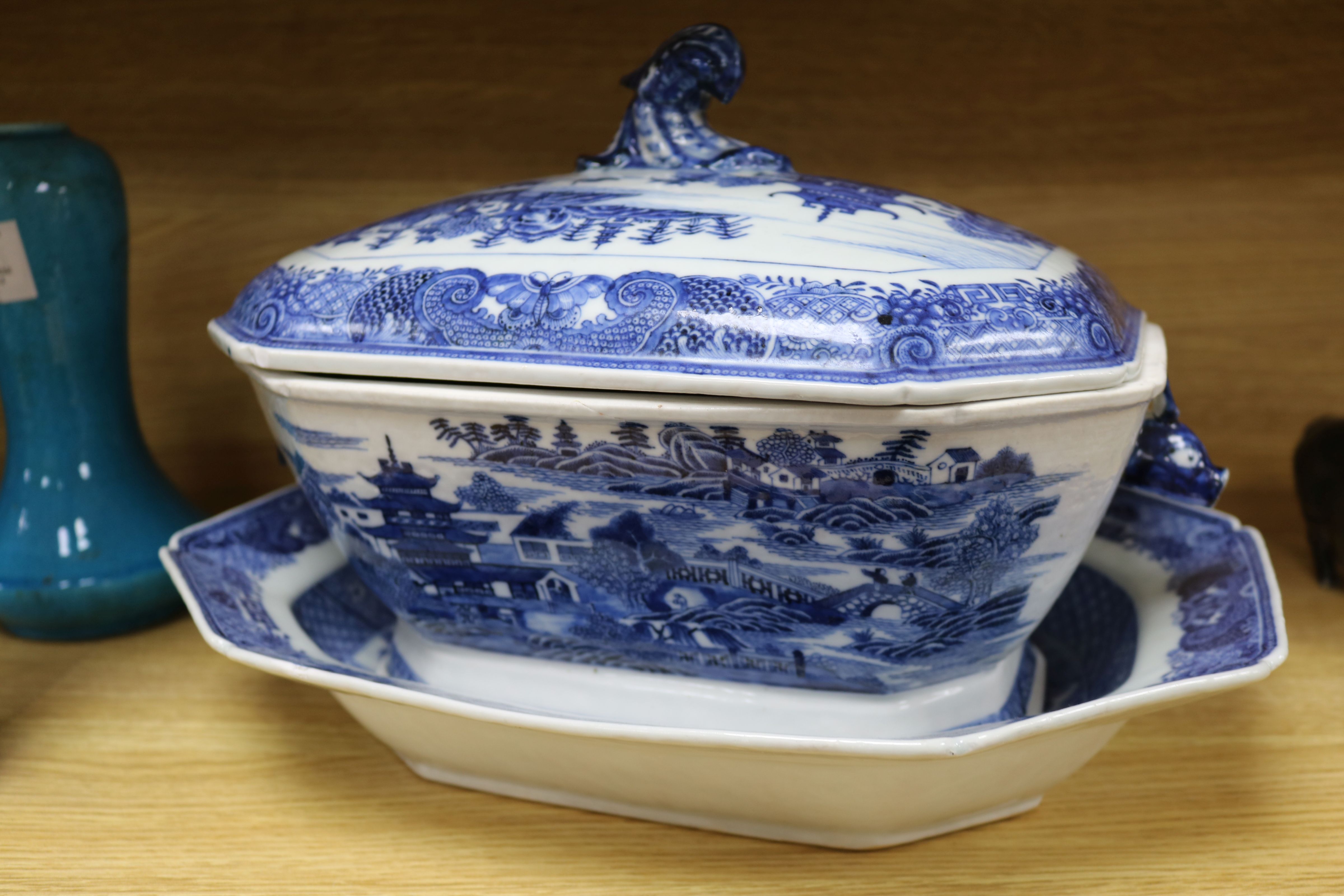 A Chinese blue and white large tureen, cover and a similar dish, Qian Lung period - Image 4 of 8