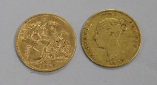 Two gold half sovereigns, 1853 and 1913.