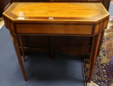 A satinwood card table W.86.5cm