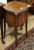 An Edwardian mahogany tea / cake table W.38cm