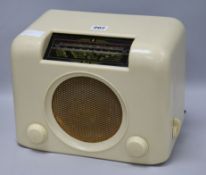 A Bakelite Bush radio, 1940's width 30cm height 24cm