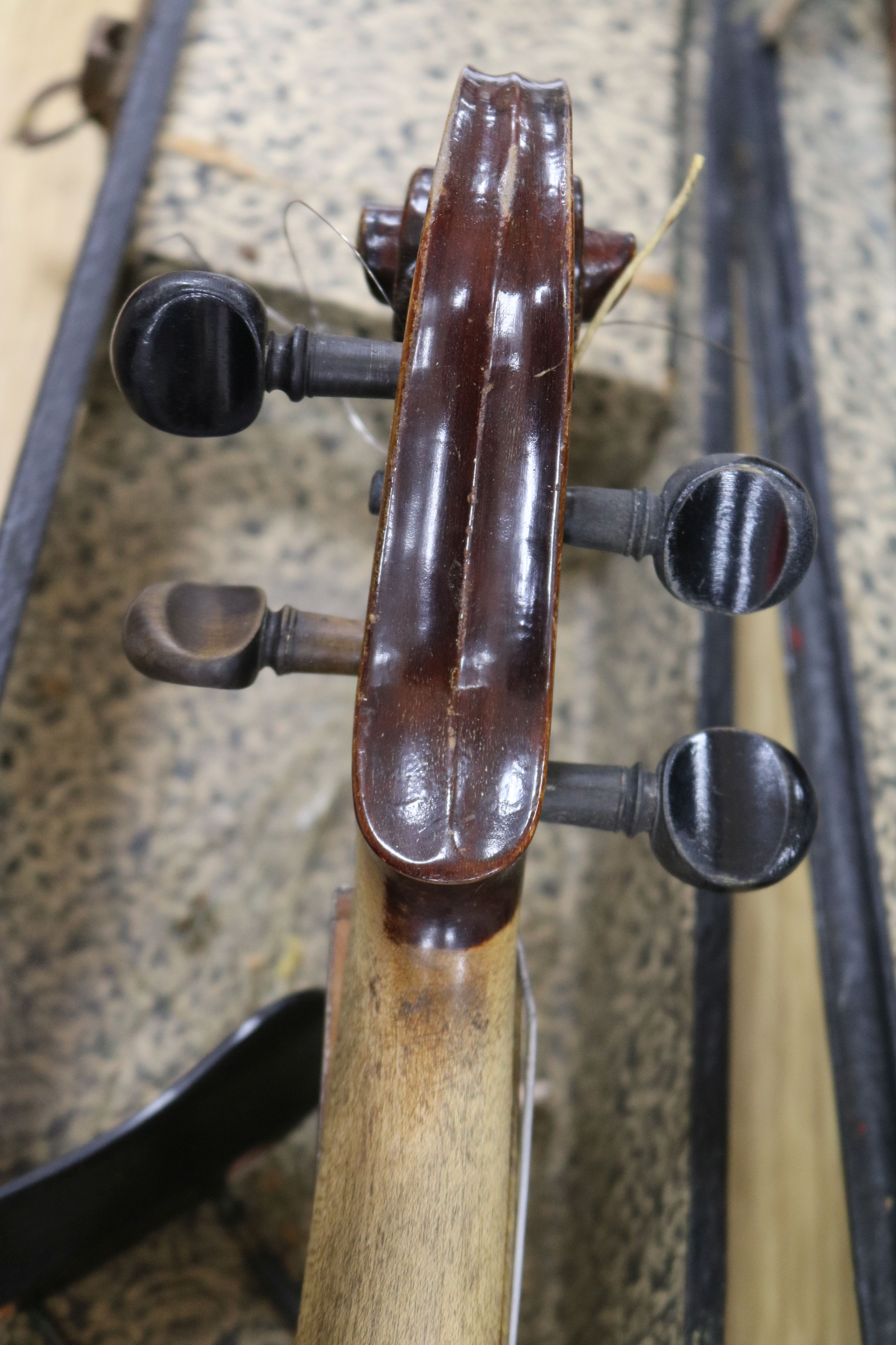 A holocaust survivor cased violin - Image 9 of 9