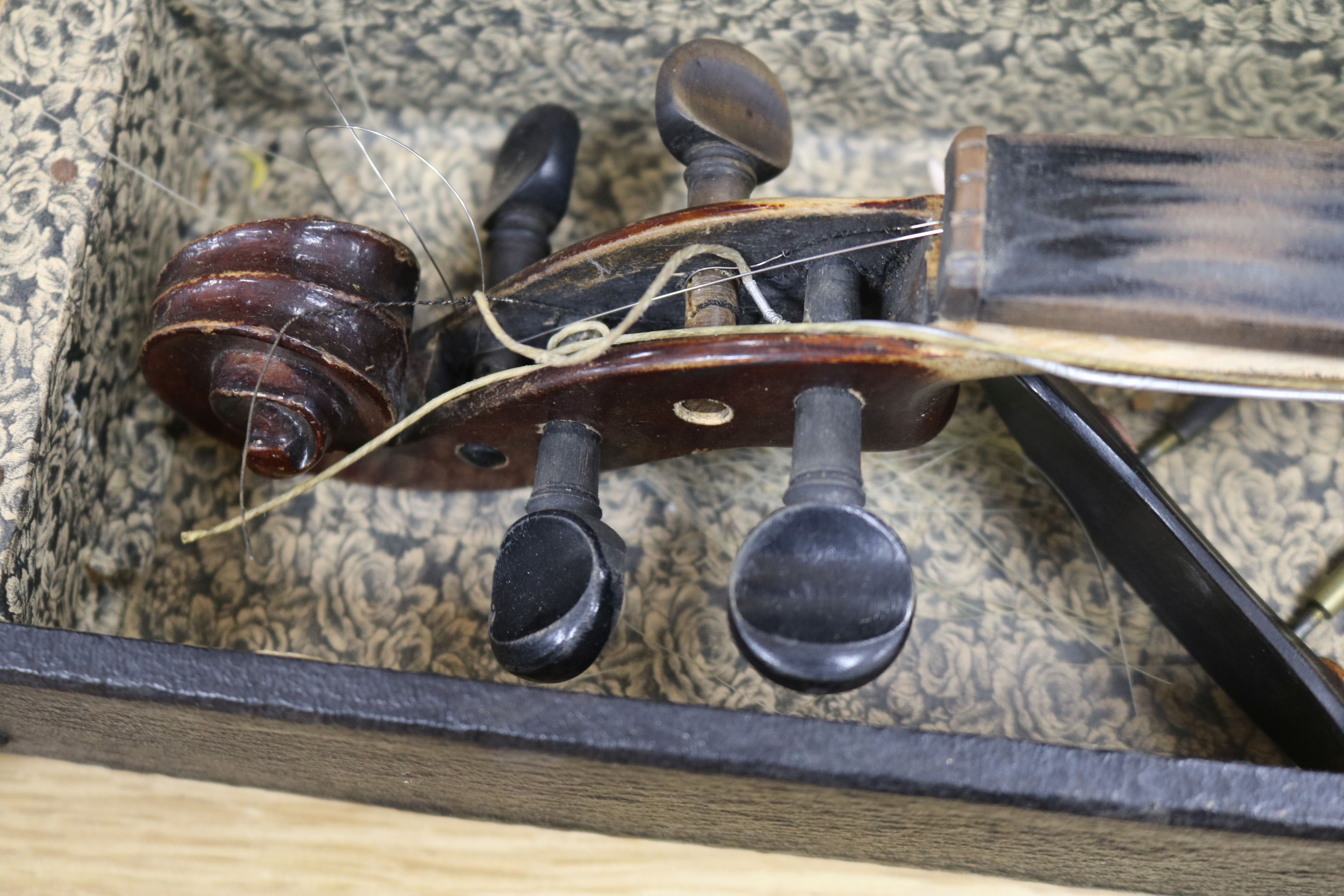 A holocaust survivor cased violin - Image 5 of 9
