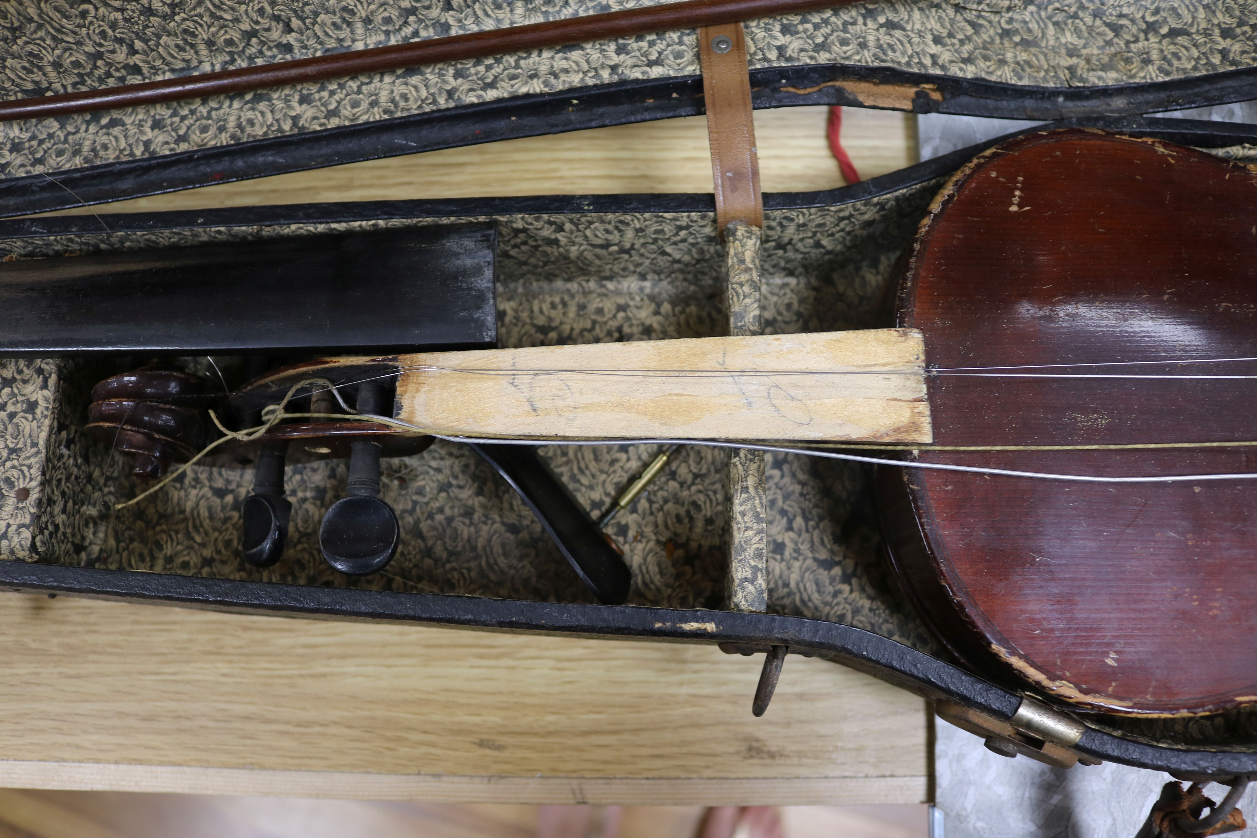 A holocaust survivor cased violin - Image 2 of 9