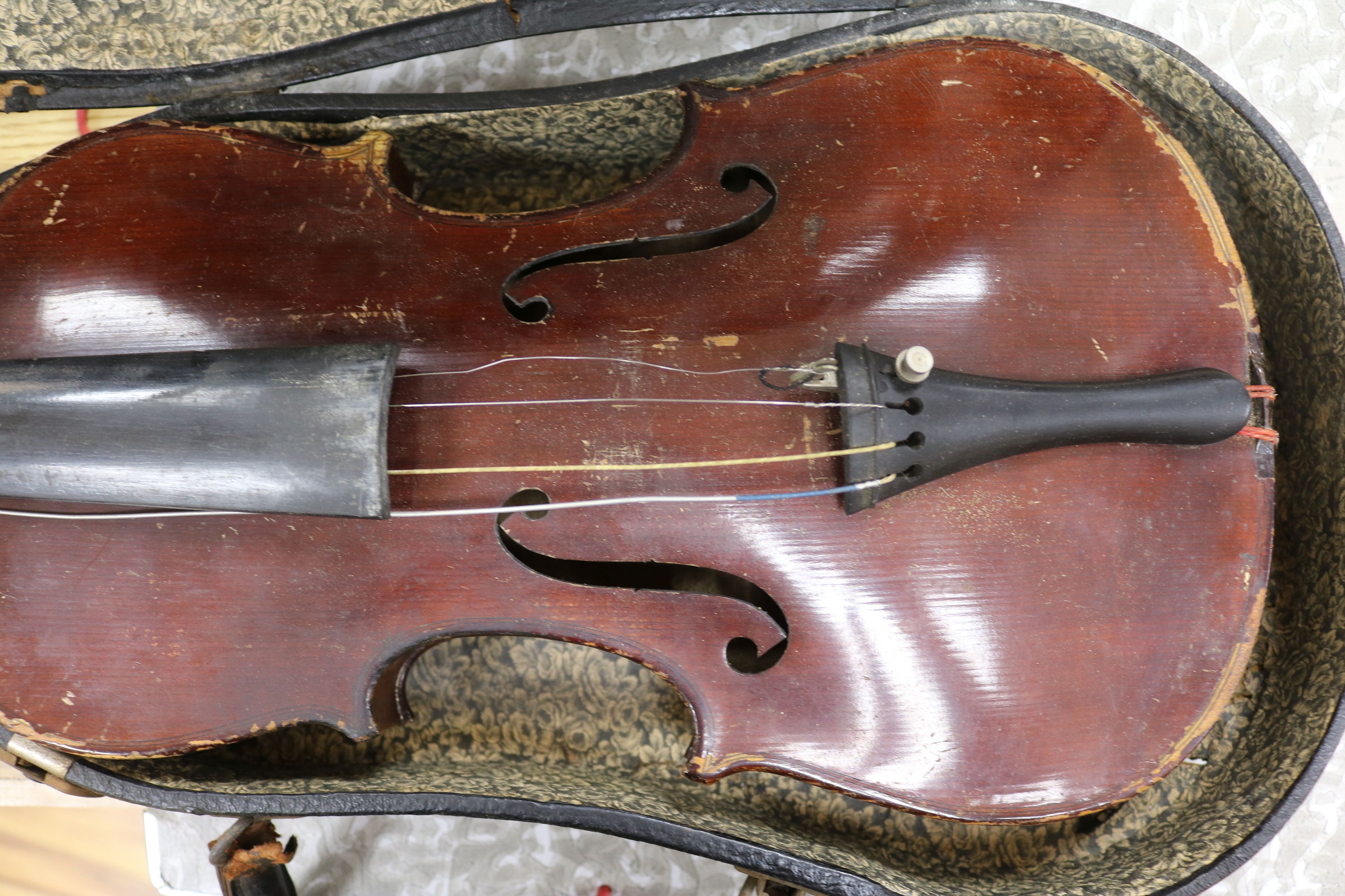 A holocaust survivor cased violin - Image 4 of 9