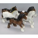 Five Beswick Shire horses, two mares 818 grey and brown and three Cantering 975, grey and brown