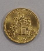 An Icelandic 500 Kroner proof gold coin, 1951, 8.9g