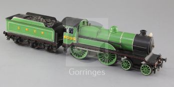 A Leeds model Co O gauge 4-4-0 LNER locomotive and tender, number 6395, green livery, 3 rail,