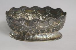 A Victorian repousse silver bowl, Martin, Hall & Co, London, 1881, 19.3cm, 10.5 oz.