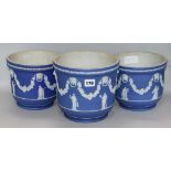 Three Wedgwood blue jasper jardinieres H.190cm.