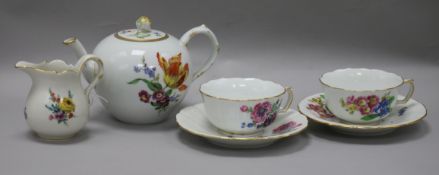 A Meissen part teaset