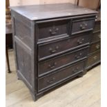 An early 18th century oak chest W.98cm