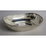 A George V pierced silver oval bowl, Atkin Brothers, Sheffield, 1910, 21.9cm, 10.5 oz.