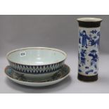 A Chinese famille rose plate, an export bowl and a vase bowl diameter 26cm