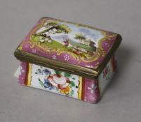 An 18th century Staffordshire enamel pill box