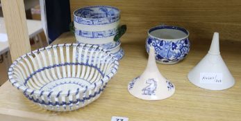 A quantity of 18th century and 19th century Wedgwood and pearlware blue and white ceramics tallest