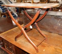 A Victorian mahogany coaching table W: 90cm