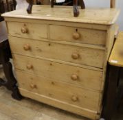 A five drawer pine chest of drawers W.103cm