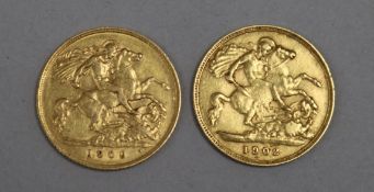 Two gold half sovereigns, 1902 & 1909.