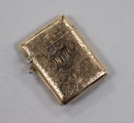 An Edwardian engraved 9ct gold vesta case, 41mm.