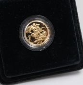 A QEII proof gold sovereign, 1982