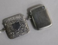 Two early 20th century silver vesta cases.