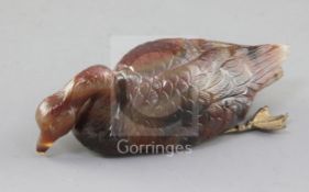 A late 19th / early 20th century carved agate model of a swan, with gilt metal feet, 4in.