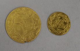 Ottoman Empire, two gold coins, including a 100 Kurush Muhammad V (Dia 30mm, 5.6g, nick to milled