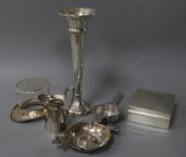 An R.E. Stone Art Deco silver quaich, London 1936 and other small silver, including a cigarette box,