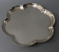 A 1960's silver hexafoil shaped salver by William Comyns & Sons Ltd, 20.4cm,
