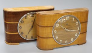 Two Art Deco mantel clocks height 19cm