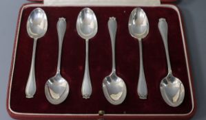 A cased set of 6 George VI silver coffee spoons.