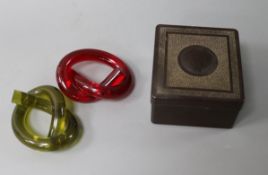 Art Deco napkin rings, bakelite children's jewellery etc.