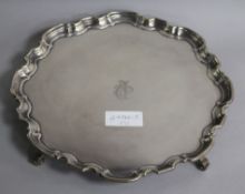 A George V silver shaped circular salver, Atkin Brothers, Sheffield, 1934, 31.2cm.