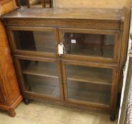 A two section bookcase W.89cm