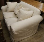 An upholstered two seater settee W.160cm