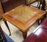 A games table with reversible chess / backgammon top W.76cm