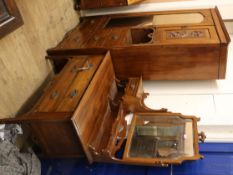 An Edwardian oak wardrobe and washstand Wardrobe W.113cm, dressing table W.99cm