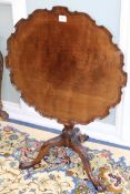 A Georgian style mahogany tripod table W.74cm