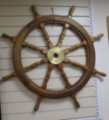 A ship's wheel diameter 106cm