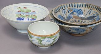 Derek Emms (1929-2004), two studio pottery bowls and two other bowls by Robert Goldsmith, Selborne