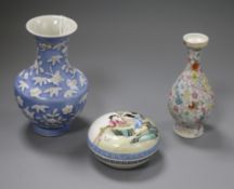 A Chinese ink box and cover and two small vases tallest 15cm