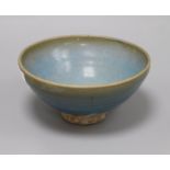 A Chinese Jun-style bowl diameter 18cm