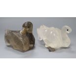 Two models of ducks, in agate and quartz