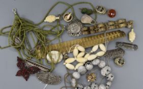 Mixed jewellery including marcasite, garnet and costume.