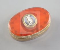 A 19th century Swiss? gold, orange chalcedony and sardonyx oval vinaigrette, the central oval