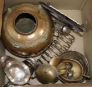 A quantity of metalware