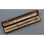 A cased early 20th century mounted agate pen, 14.3cm.