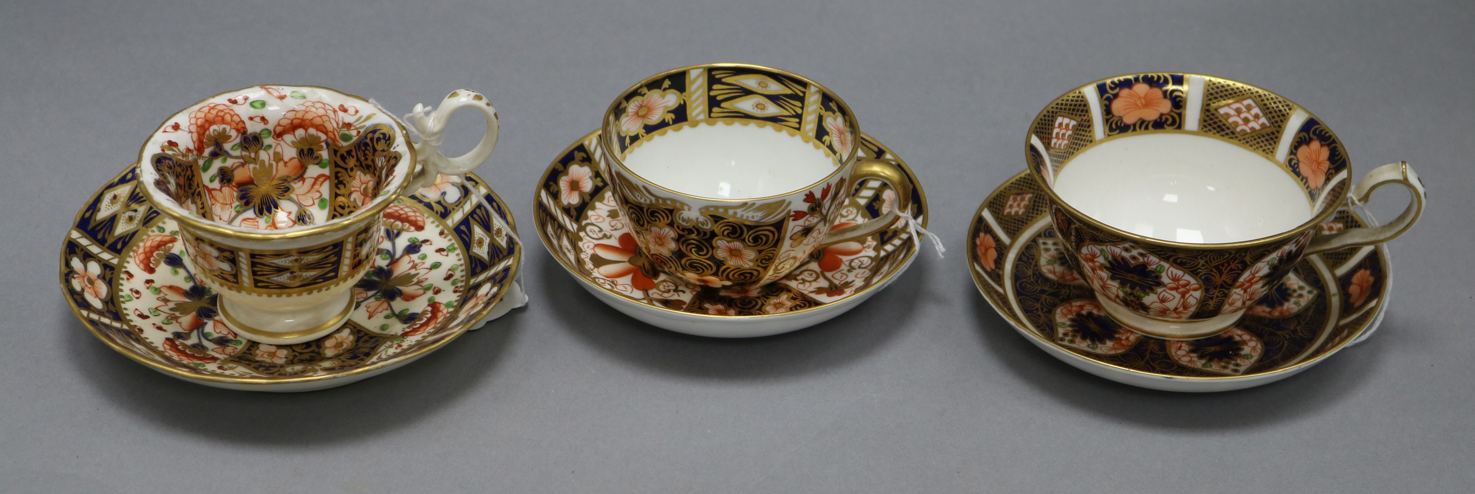 A Royal Worcester scent flask and three Royal Crown Derby Imari duos, the flask of shield form, - Image 2 of 3